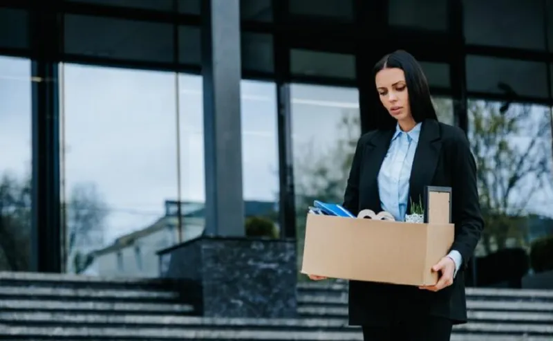 Femeie concediata - Foto: freepik (rol ilustrativ)