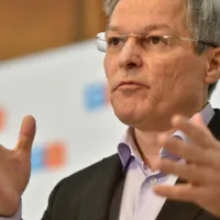 Cioloș, după ce și-a dat demisia: Fuziunea USR-PLUS a reuşit parţial, mai e încă de lucru. / Foto: stirileprotv.ro
