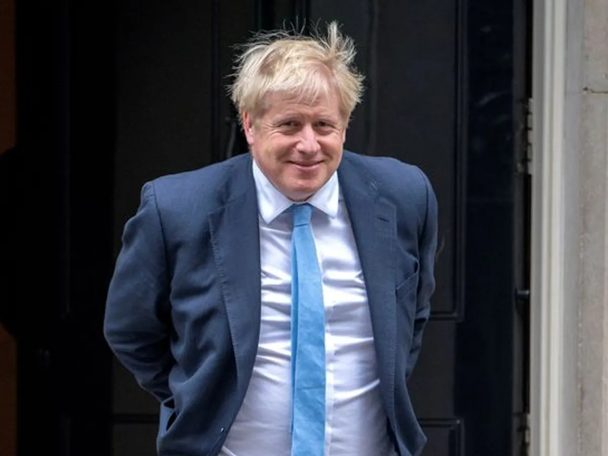 Premierul britanic   Boris Johnson 
își ia avânt să scoată țara din UE, dar s-ar putea să mai dureze