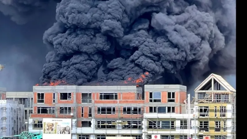 VIDEO Incendiu în Pipera, în zona rezidențială a Bucureștiului