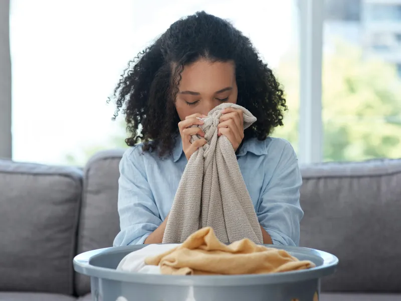 Produsul din bucătărie pe care-l putem folosi ca balsam de haine. Scoate mirosul, elimină bacteriile - Foto: Profimedia Images (imagine cu rol ilustrativ)