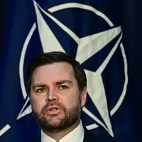 Vicepreşedintele Statelor Unite Vance ameninţă cu sancţiuni şi acţiuni militare. Rusia reacţionează - Foto: Profimedia Images
