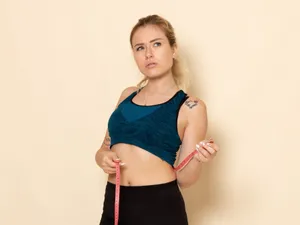 Cum a reușit o femeie să slăbească 65 de kg și de ce se simțea tristă? Era mai ușor când eram grasă - Foto: Freepik (imagine cu rol ilustrativ)