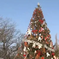 Orașul din România unde încă nu au fost scoase decorațiunile de Crăciun. Care este motivul - Foto: Digi24