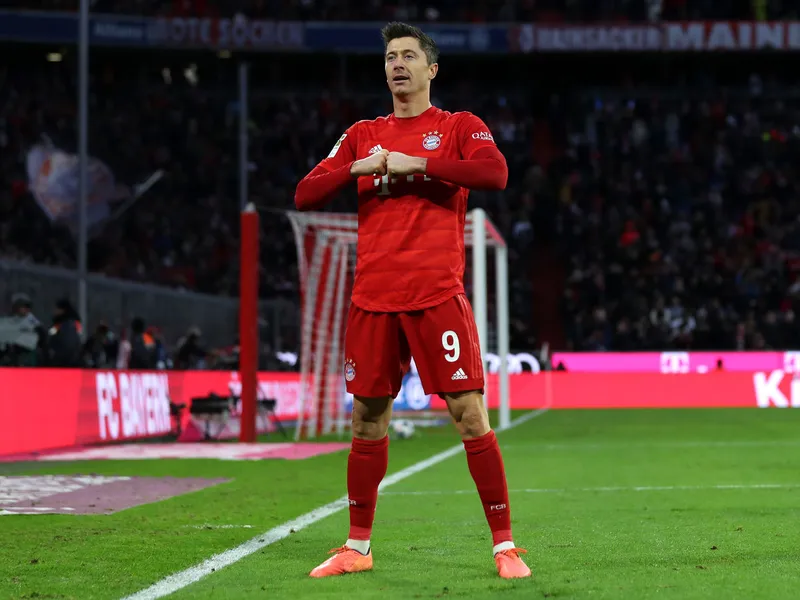 Fanii l-ar putea vedea în curând pe Lewandowski la lucru/FOTO: fcbayern.com