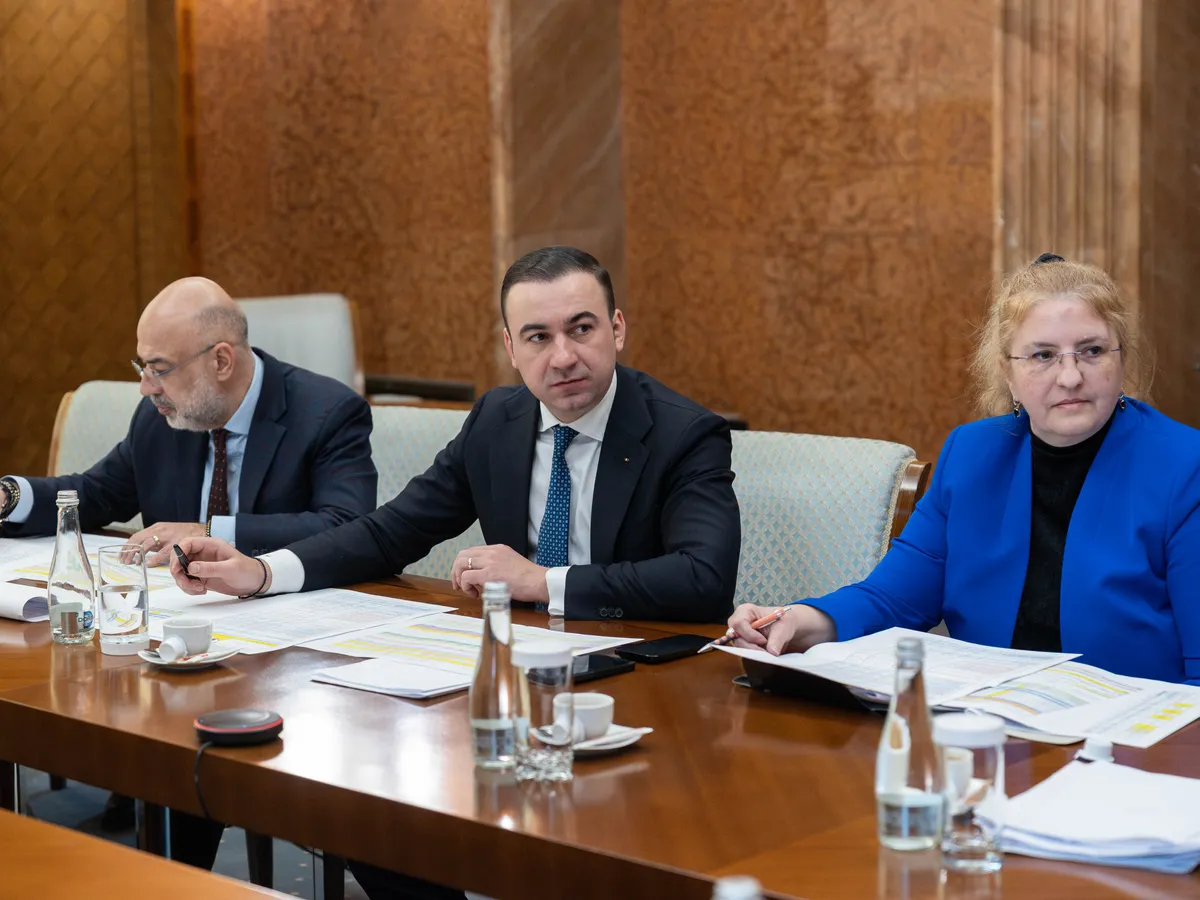 Creștere istorică a petrolului, prima de acest fel din 1983. Statul pregătește planuri de urgență