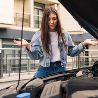 Mașina pe benzină pornește greu, merge întrerupt sau dă în nas? O verificare banală rezolvă misterul - Foto: freepik.com - Imagine cu rol ilustrativ