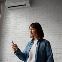 Foto: Zilele toride au dus la un consum record de energie electrica Sursa: Freepik