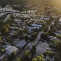 Ce despăgubire a primit un bărbat după ce mașina i-a fost avariată de inundații - Foto: Arhiva