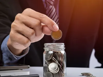 Ce bani ar trebui să avem la economii pentru cheltuieli neprevăzute? Calcul în funcție de vârstă Foto: Freepik (fotografie cu caracter ilustrativ)