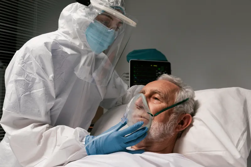 Pacient internat în spital - Foto: Freepik (rol ilustrativ)