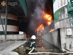 Rusia a bombardat două terminale mari pentru stocare de cereale în oraşul portuar Mikolaev/FOTO: Twitter/ Ukraine War Repor