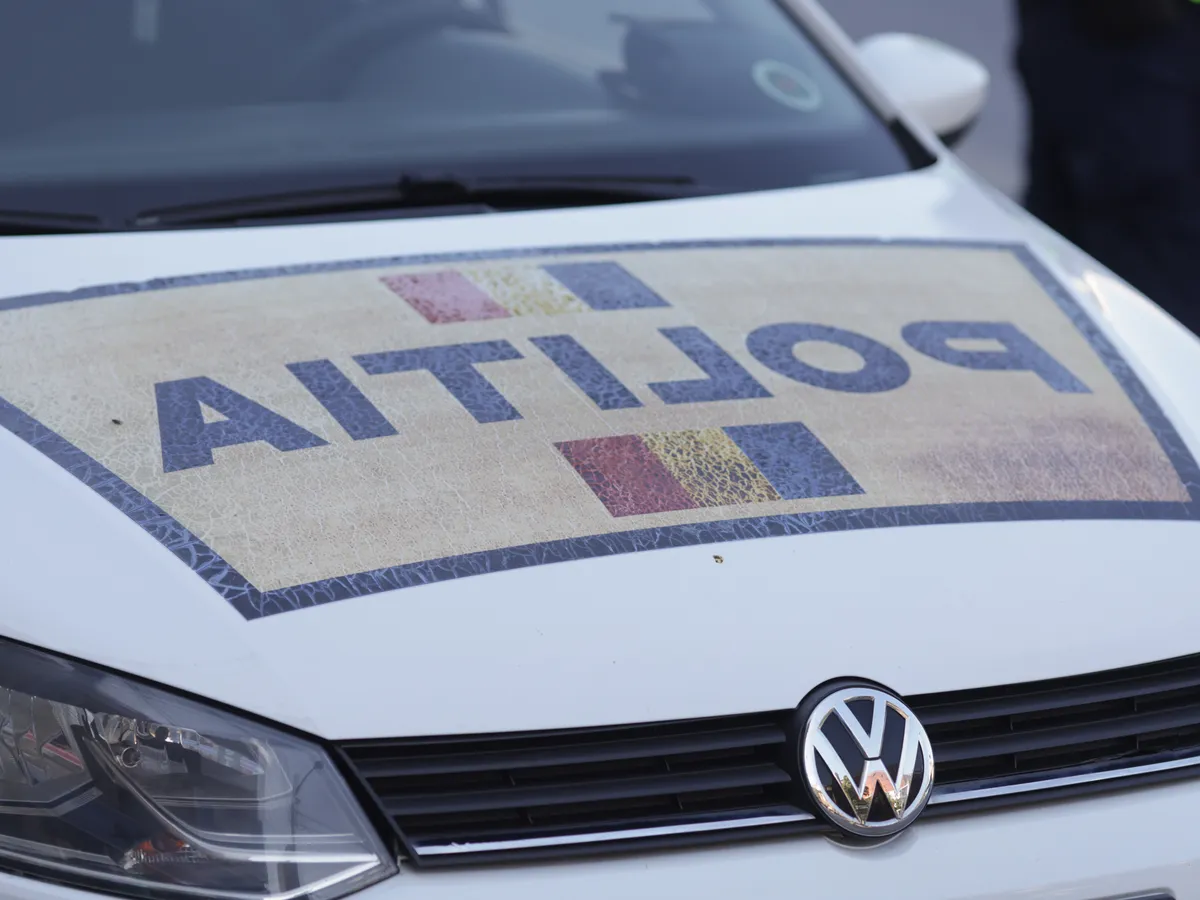 POliția a făcut percheziți - FOTO Inquam Photos / George Călin