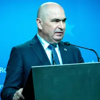 Avertismentul lui Bolojan, în ziua alegerilor: „Vremurile liniștite au apus. Acum ne decidem soarta" - Foto: Profimedia images