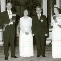 Elena și Nicolae Ceaușescu, alături de Regina Elisabeta și Prințul Philip, în 1978 - Foto: Fototeca online a comunismului românesc - cota 191/1978