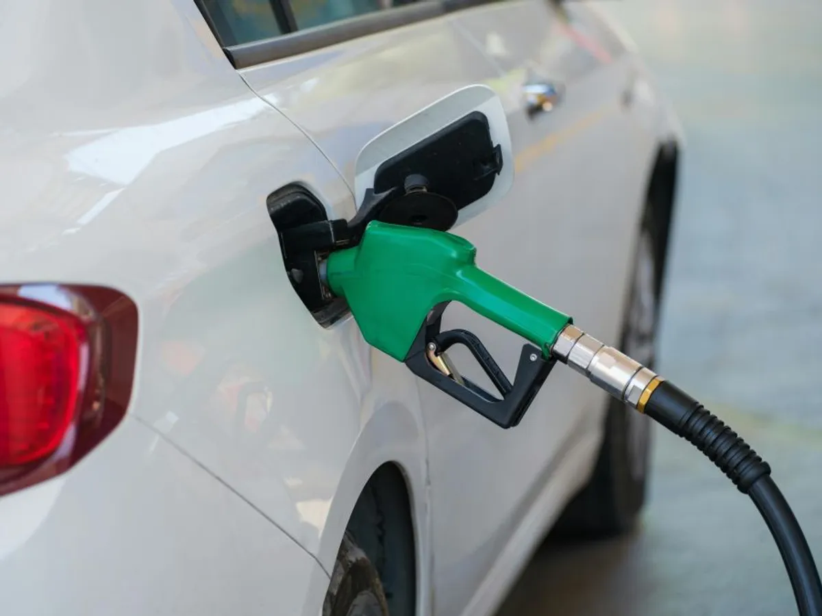 Cât se scumpesc carburanţii, după ce creşte acciza cu 10%? Care este semnificaţia? - Foto: Pexels/Engin Akyurt