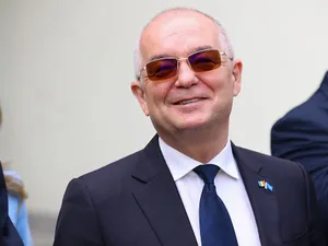 Emil Boc, la vot, pe 4 mai - Foto: INQUAM PHOTOS/Simion Sebastian Tătaru