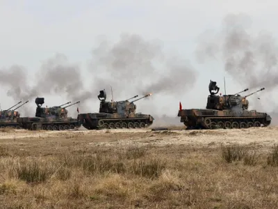 VIDEO Cum lovește tunul Gepard, cea mai eficientă armă în războiul contra lui Putin. România are 36 - FOTO: MApN
