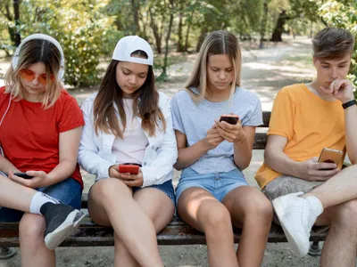 Copiii nu vor mai putea conversa în privat cu AI-ul Meta - Foto: Freepik (Imagine cu rol ilustrativ)