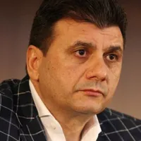 Patronul Realitatea PLUS, Maricel Păcuraru, a fost chemat luni, 19 aprilie, la Tribunalul București să dea noi explicații în dosarul „Loteria” în care este acuzat că a fraudat statul cu peste 5 milioane de euro. / Foto: b1.ro