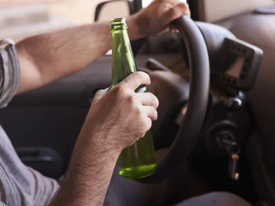 Sondaj. Un român din 5 a condus băut. Doar 15%, de părere că șoferii băuți sunt cel mai mare pericol - Foto: Freepik.com (Imagine cu rol ilustrativ)