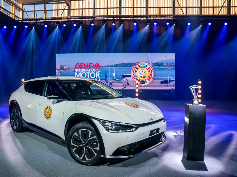 „Mașina Anului 2022” în Europa este Kia EV6. / Foto: Geneva International Motor Show, Facebook