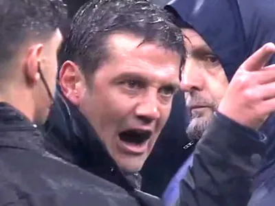 Două cuvinte! Ce i-a strigat Chivu arbitrului, după ce a luat cartonaș roșu în Inter - Atalanta