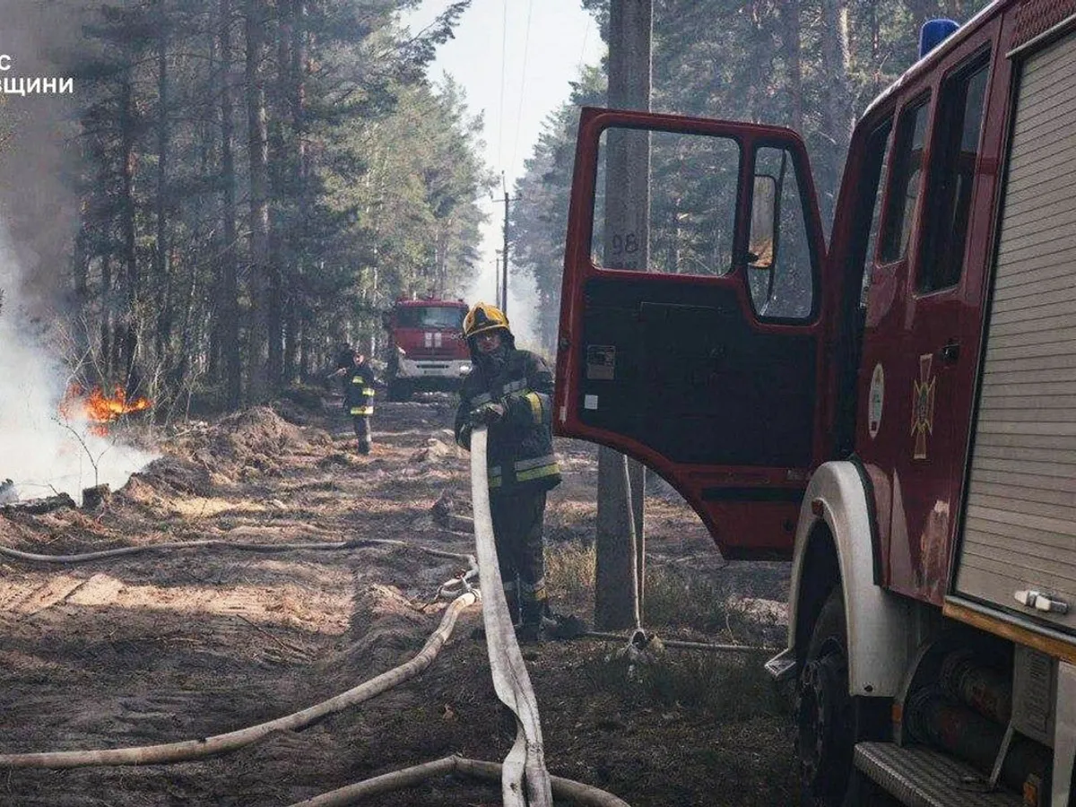 Incendiu de pădure în zona radioactivă de la Cernobâl după căderea unei drone