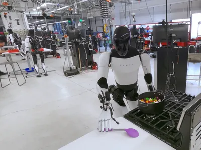 Robot Tesla Optimus - Foto: Profimedia Images