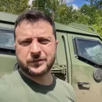 Zelenski vizitează poziţiile de la Bahmut  - Foto: captură video YouTube/Офіс Президента України