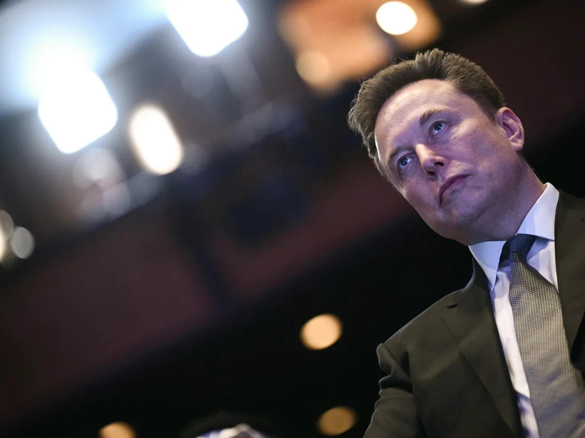 Tesla lui Musk, umilită de un constructor din China pe piața mașinilor electrice. Cine e noul lider mondial?