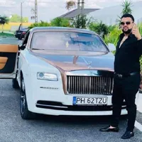 Tzancă Uraganul duce o viață de lux nederanjat de ANAF Foto: Facebook / Tzanca Uraganul Oficial