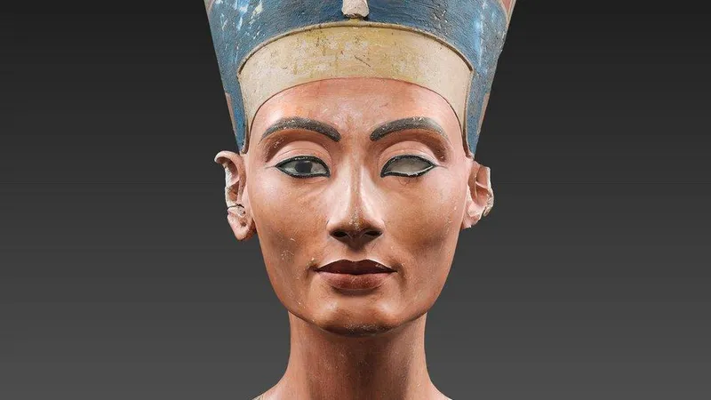 Bustul reginei Nefertiti din Berlin a fost revendicat de Egipt. S-a făcut un comitet național Foto: smb.museum