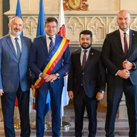 Șefii județului Iași și-au afișat iar declarațiile de avere. Cine și ce împrumuturi a făcut: FOTO - Ziarul de Iași(imagine cu rol ilustrativ)
