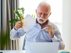 foto: Pensionarii ar putea primi bani în plus la pensie chiar dacă sunt luate măsuri de austeritateSursa: Freepik