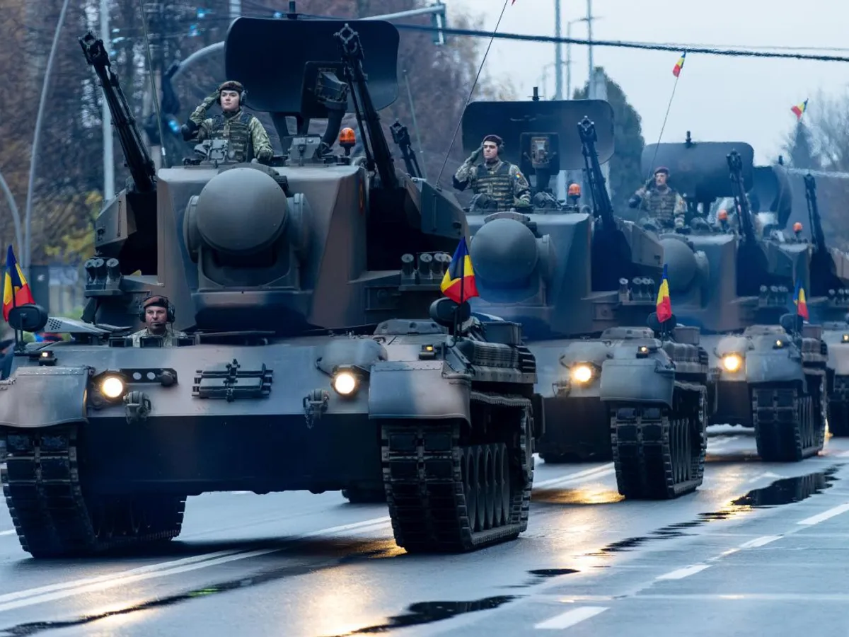 Repetiţii, la Alba Iulia, înainte de Ziua Naţională - Foto: INQUAM PHOTOS/Andrei Apolzan