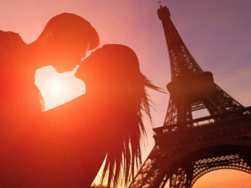 Valentine’s Day la Paris. / Foto: discoverwalks.com