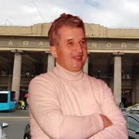 Nicolae Ceaușescu voia să dărâme Gara de Nord - Foto: colaj Newsweek