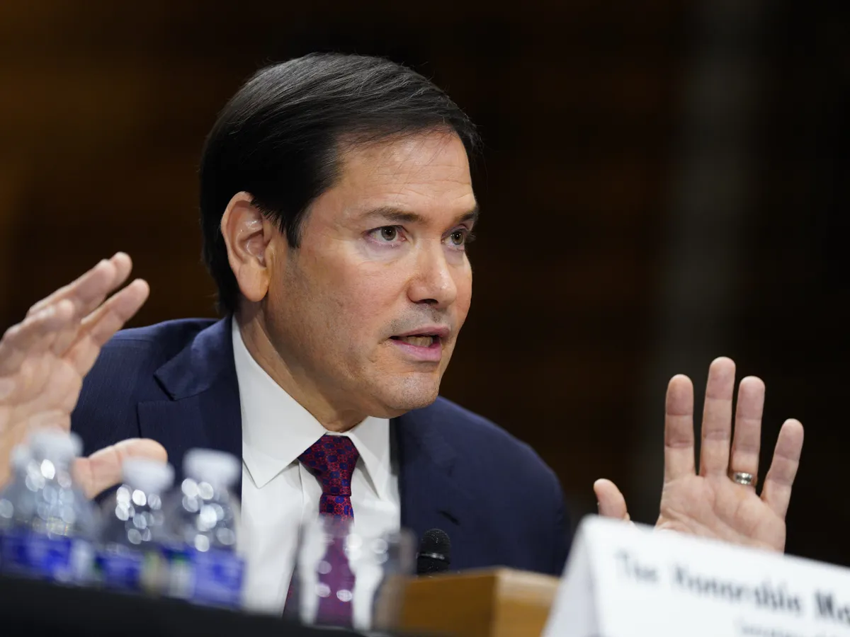 Drone neidentificate au survolat baza militară din Washington unde locuiesc Rubio și Hegseth