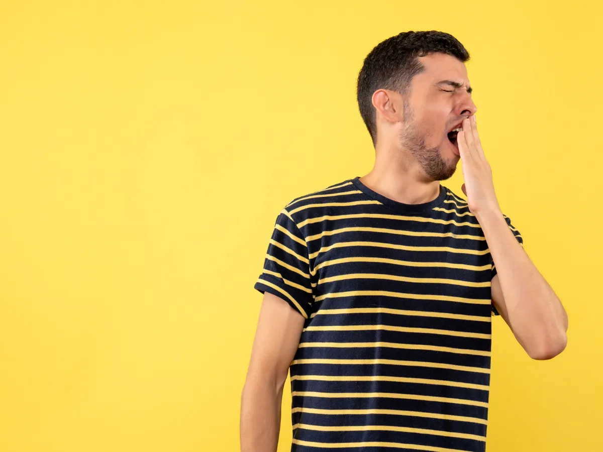 Motivul pentru care căscatul este un gest contagios. Ce spun experții despre acest obicei?