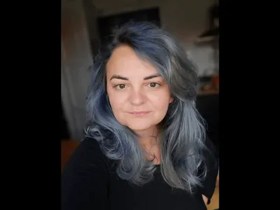 Povestea româncei care a devenit „doulă de moarte”, o meserie tot mai căutată: „Vin în calitate de reprezentant al morții, încercând să aduc lumină”