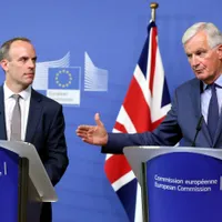Dominic Raab și Michel Barnier(dreapta)/ Foto: Guliver/Getty Images