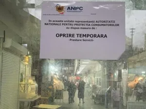 Piaţa Obor din București, închisă temporar de către comisarii ANPC. / Foto: agerpres.ro