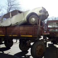 Primăria Sector 6 a ridicat aproape 1.000 de maşini abandonate pe străzi. / Foto: primarie6.ro