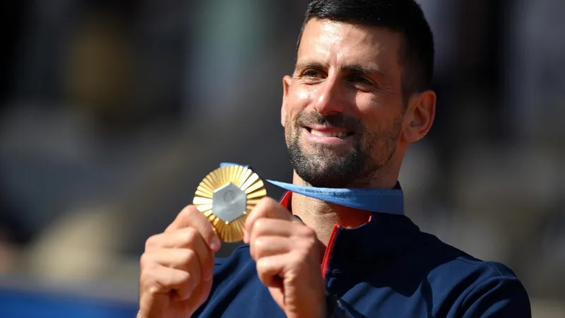 Novak Djokovic a câștigat medalia de aur la Jocurile Olimpice după ce l-a învins pe Carlos Alcaraz - Foto: Profimedia Images