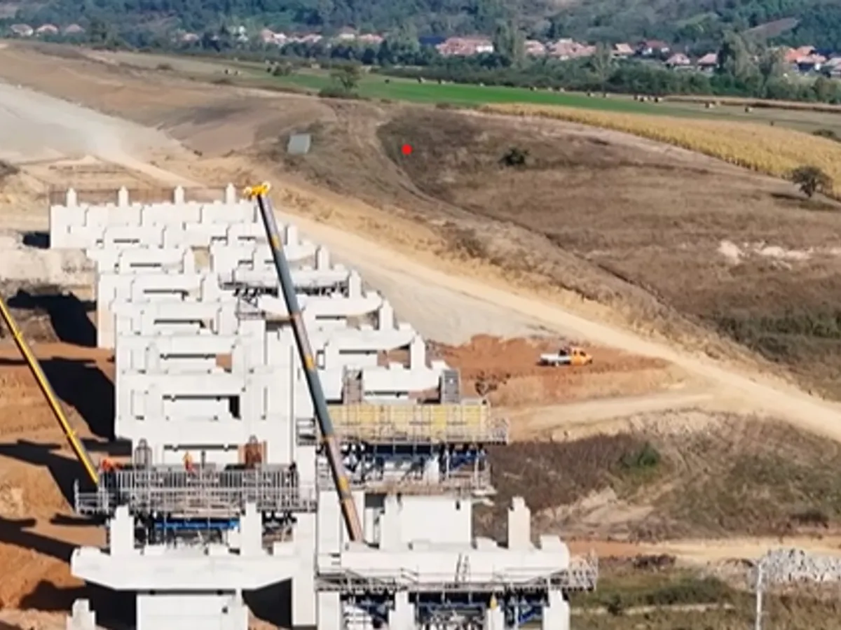 VIDEO Cum arată cel mai spectaculos viaduct de pe Autostrada Transilvania: E făcut de români - Foto: Captură video