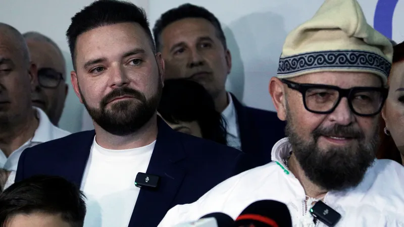 200.000€ pentru fiul milionar al lui Piedone pentru 60 secunde vorbite în Parlament - Foto: INQUAM PHOTOS / Mălina Norocea