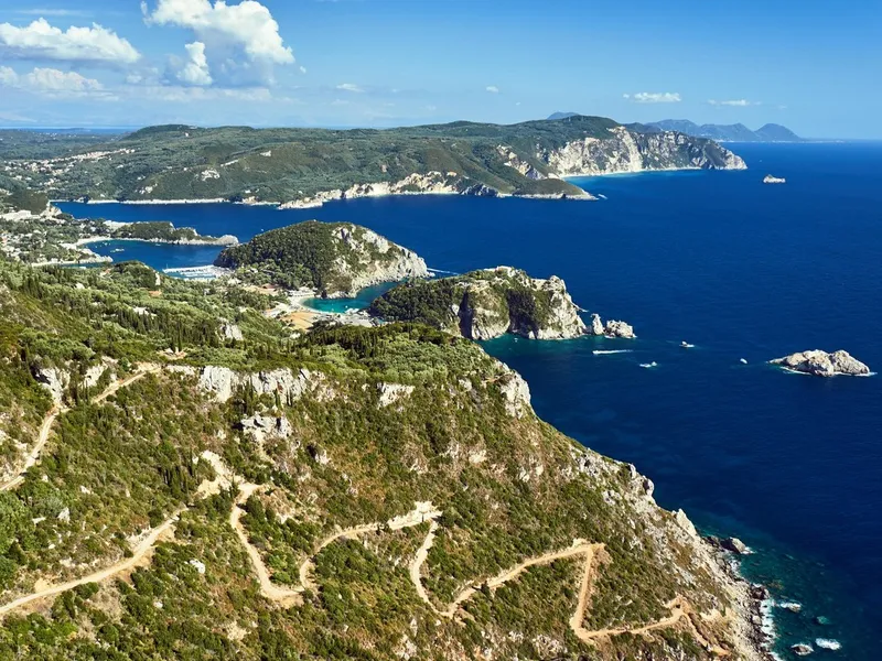 O familie cu 3 copii mari a fost în vacanță în Corfu cu rulota. Câți bani a cheltuit, fără ambreiaj. / Foto: Profimedia