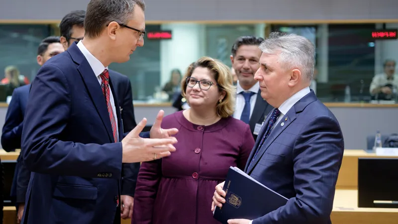 Ministrul de Interne, Lucian Bode, încearcă să-și convingă omologii că România merită în Schengen- Foto: Profimedia Images