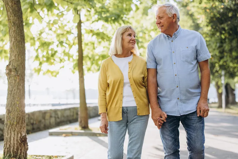 pensionari la pensie - Foto: Freepik